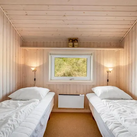Emelie - 200m From The Sea In Western Jutland By Interhome
