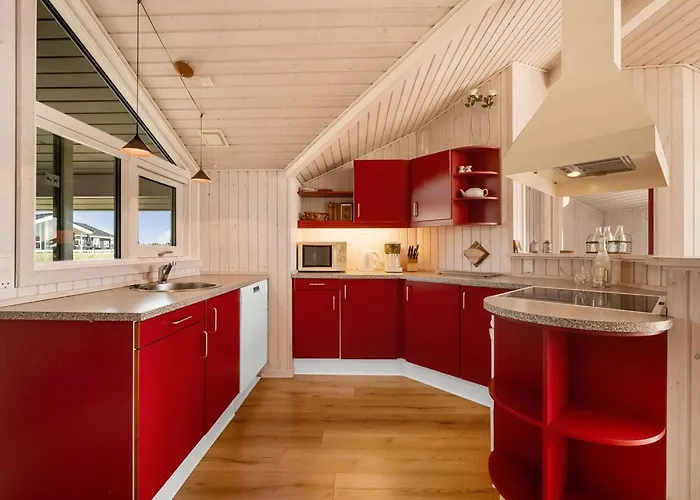 Emelie - 200m From The Sea By Interhome Bjerregard